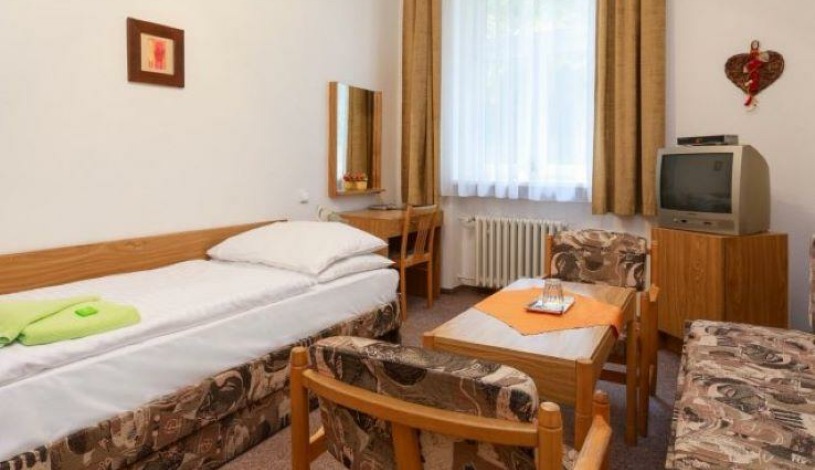 Lázeňský dům Mánes Konstantinovy Lázně